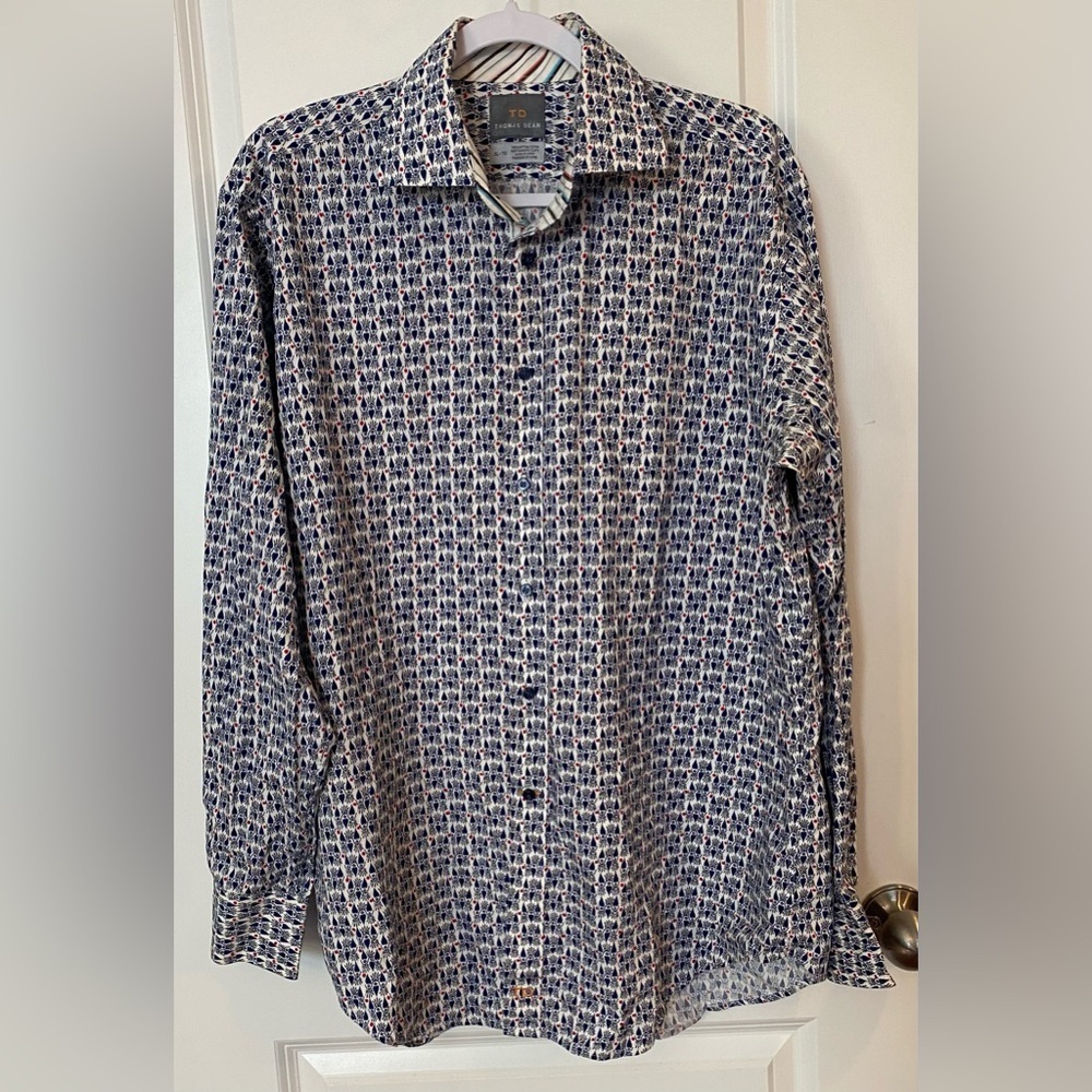 Thomas Dean Long Sleeve Button Up Shirt Size XL Red/White/Blue Design
